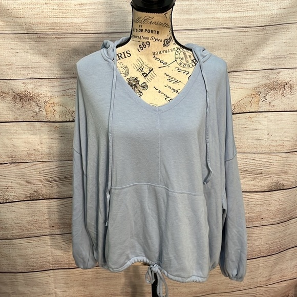 aerie Tops - Aerie Cropped Hoodie Drawstring Hem V-neck Blue Lightweight Size Medium